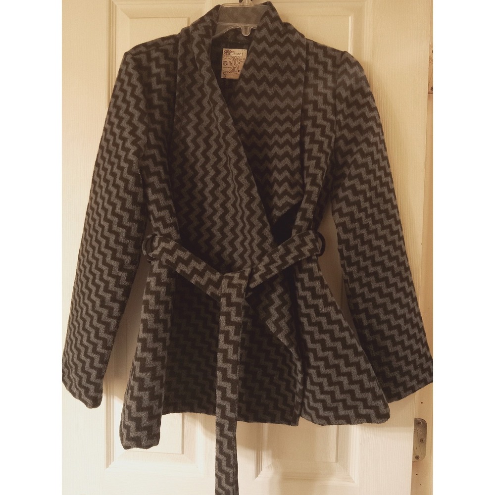 Tulle Zig Zag Pattern Shawl Collar Wrap Coatigan Size Medium
